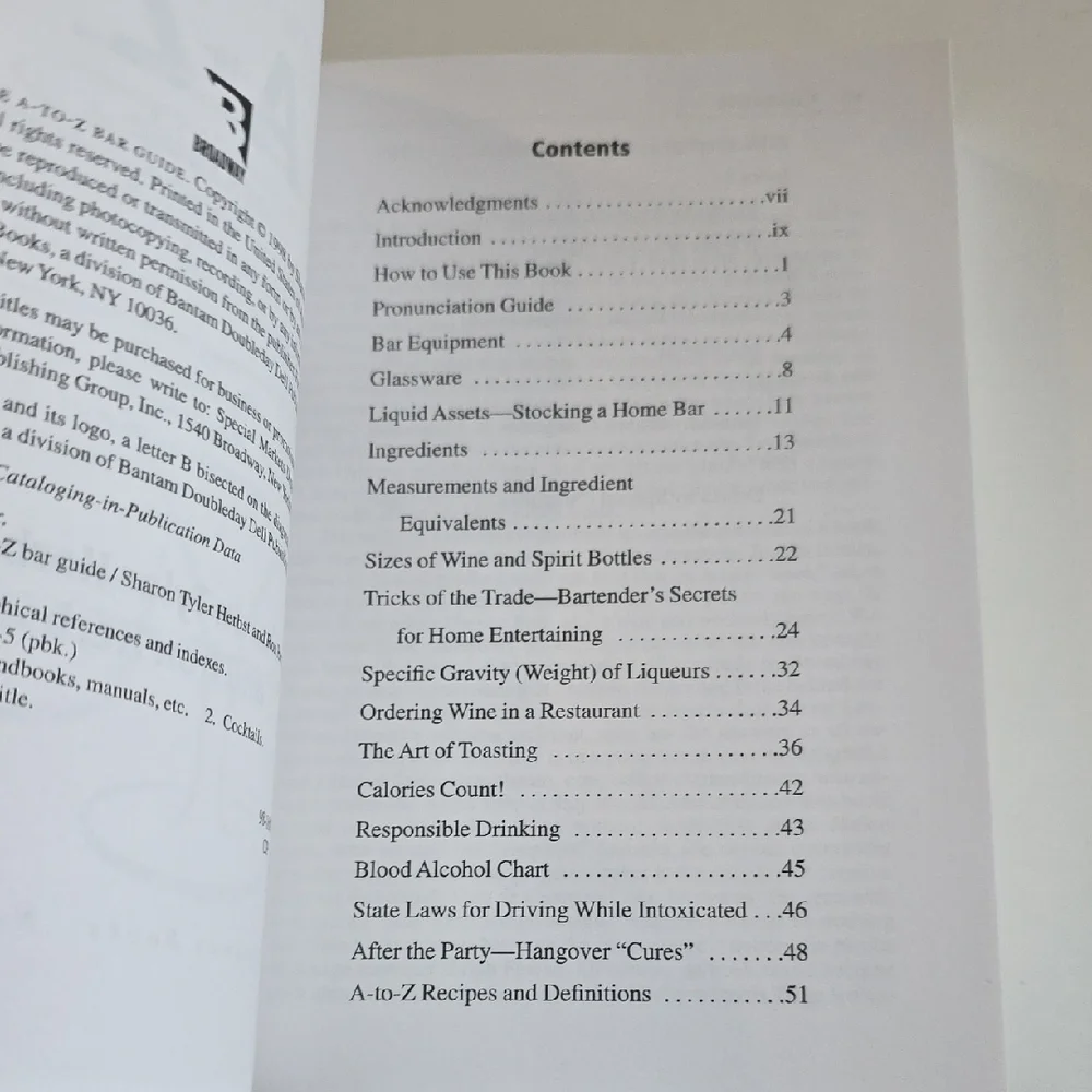 Bar Guide - The Ultimate A-to-Z Bar Guide Book